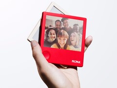 Le PicPak est un écran intelligent doté d'un panneau couleur à encre électronique et d'une autonomie de 400 jours (Source : AutoHeart)