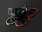 La GoPro Hero 10 Black Bones est suffisamment légère pour être transportée par un drone FPV. (Image source : GoPro)