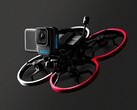 La GoPro Hero 10 Black Bones est suffisamment légère pour être transportée par un drone FPV. (Image source : GoPro)