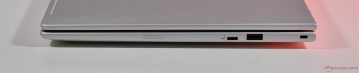 droit : USB-C 3.2 Gen 2, USB A 3.2 Gen 1, fente de verrouillage Kensington