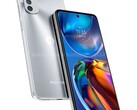Le Motorola Moto E32 devrait être disponible au moins dans les coloris bleu et argent. (Image source : Bestopedia &amp; @Sudhanshu1414)