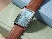 La montre Timex 1976 Lexington Reissue Inspired, référence TW2Y78900, avec un cadran bleu glacier