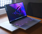 Deux des six SKUs du 2024 Asus ROG Zephyrus G14 sont maintenant disponibles à l'achat (Image source : NotebookcheckReviews on YouTube)