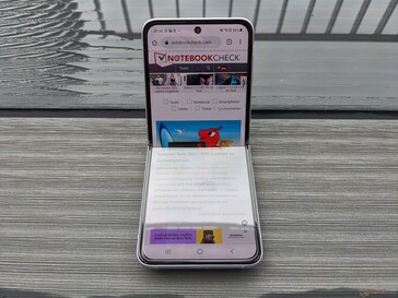 Samsung Galaxy Z Flip3 5G - Utilisation en extérieur