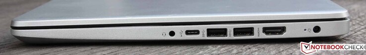 Audio combo, 3 x USB 3.0, une fois en Type C, deux fois en Type A, HDMI 1.4b, prise creuse (connecteur d'alimentation)