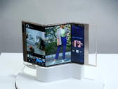 Le "Flex In & Out" se plie en forme de S. (Image source : Samsung)