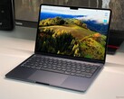 La comparaison de Microsoft avec le MacBook Air n'est pas tout à fait juste (Source : Notebookcheck)