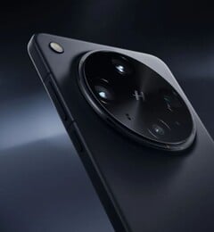 Le Find X9 Ultra pourrait ressembler au Find X8 Ultra. (Source de l'image : Oppo)