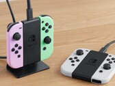 Le support de recharge Joy-Con peut être utilisé à la verticale ou posé à plat sur une table. (Source de l'image : Nintendo)