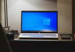 Pour la première fois, Microsoft propose également aux consommateurs un abonnement à l'assistance Windows étendue. (Image : Arnav Singhal)