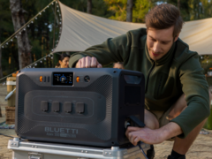 La centrale électrique portable Bluetti Apex 300 est dotée d&#039;une batterie LiFePO4 de 2 764,8 Wh (Source : Bluetti)