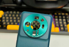 Il n'est pas clair si Xiaomi vendra le Xiaomi 12 Ultra dans cette option de couleur. (Image source : Weibo)