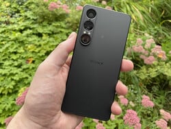 Le Xperia 1 VII est l'un des meilleurs smartphones actuellement disponibles (Image source : Manuel Masiero / Notebookcheck)