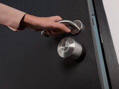 Le Nuki Smart Lock Pro (5th Gen) est désormais disponible. (Source de l'image : Nuki)
