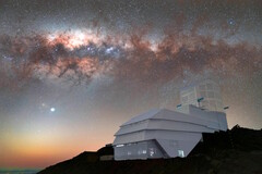 La plus grande caméra de 3 200 MP au monde filme le ciel nocturne à l'observatoire Vera C. Rubin de la NSF-DOE, désormais opérationnel. (Source de l'image : RubinObs/NOIRLab/SLAC/DOE/NSF/AURA/H. Stockebrand)