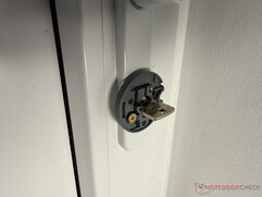 Fixation de la plaque de montage