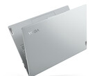 Le Yoga Slim 7i Pro 14IAH7 sera disponible dans les coloris Cloud Grey et Storm Grey. (Image source : Lenovo)