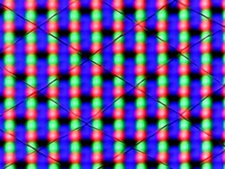Matrice sous-pixel avec couche tactile visible
