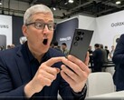 Un deepfake viral montre Tim Cook comme un fan du Samsung Galaxy S25 Ultra. (Source de l'image : X, Noah Cat, @Cartidise, capture d'écran).