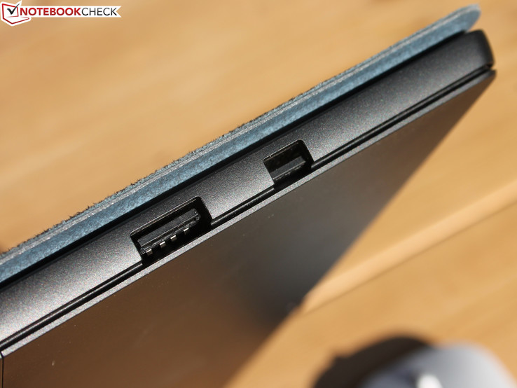 La connectivité de la Surface pro 6 reste spartiate, avec uniquement un port USB A 3.0 Gen 1 et un mini DisplayPort.