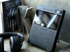 Avex Music lance le crowdfunding pour son lecteur CD/DVD portable Brtnap sur Green Funding. (Source de l'image : Avex Music)