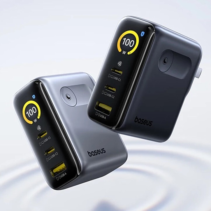 Le nouveau chargeur rapide à affichage numérique PicoGo 100W de Baseus. (Source de l'image : Baseus)