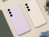 Les Galaxy S23 et Galaxy S23 Plus partagent de nombreuses caractéristiques. (Image source : Samsung)