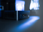 Le PrimeMini Connect est un mini-PC sans ventilateur doté de nombreux ports. (Image source : Prime Computer)