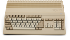L&#039;A500 Mini aura un successeur dans sa taille originale. (Source de l&#039;image : Retro Games Ltd.)