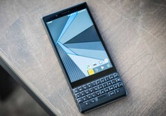 le BlackBerry KEY2 LE de 2019 semble devoir rester le dernier téléphone BlackBerry. (Source : PCWorld)