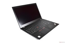 Le ThinkPad P15s Gen 1 de Lenovo. Dispositif d'examen fourni avec l'aimable autorisation de : campuspoint