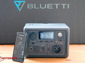 Test pratique de la centrale électrique Bluetti EB3A avec panneau solaire 200 W : un petit power cube