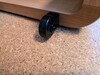 Le Woodrower peut être déplacé seul grâce à ses roulettes.