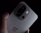 Le OnePlus 13T lancé en début d'année. (Source de l'image : OnePlus)