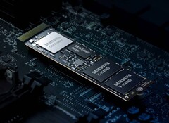 Les dispositifs PCIe 5.0 devraient commencer à apparaître dans le courant de l'année. (Image Source : Samsung)