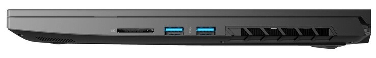 Côté droit : Lecteur de carte SD, 2x USB 3.2 Gen1 Type-A,