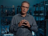 Johny Srouji aurait comparé la Vision Pro à un projet scientifique. (Source : Apple)