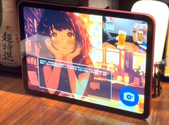 Gatebox dévoile le système de tablettes de restaurant AI Kanji pour aider les convives à boire et à manger dans la bonne humeur afin d'augmenter les ventes. (Source de l'image : Gatebox)