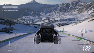 Course sur les pistes enneigées