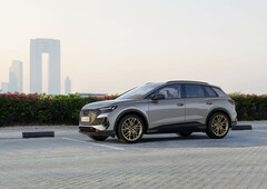 L&#039;Audi Q4 e-tron entièrement électrique a reçu quelques améliorations notables pour l&#039;année-modèle 2024. (Source de l&#039;image : Audi)