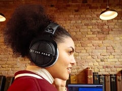 Beyerdynamic dévoile le casque de studio professionnel DT 990 PRO X avec un design ouvert pour la production audio. (Source de l&#039;image : Beyerdynamic)