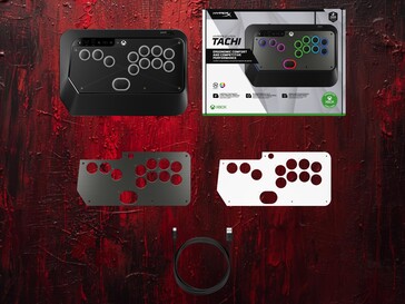 Le contenu de la boîte de la manette d'arcade sans levier HyperX Clutch Tachi (Image source : HyperX PR)