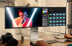 Le LG UltraWide 49U950A-W est doté d&#039;un écran IPS de 49 pouces au format 32:9 (Source : LG)