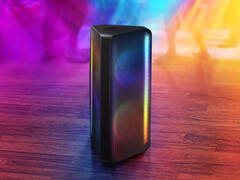 La Samsung Sound Tower MX-ST45B est une enceinte Bluetooth portable et étanche. (Image source : Samsung)