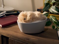 Le robot domestique Moflin de Casio peut développer une personnalité unique en fonction de ses interactions avec son propriétaire. (Source de l'image : Casio)