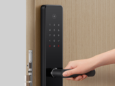 La version Wi-Fi de la serrure de porte intelligente E20 de Xiaomi est équipée d'un lecteur d'empreintes digitales. (Source de l'image : Xiaomi)