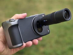 Le dernier kit de lentilles externes pour smartphone de Vivo. (Source de l&#039;image : Notebookcheck)