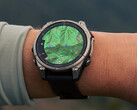 OsmAnd supporte tous les appareils Garmin qui fonctionnent avec le service Garmin Connect, Fenix 8 Pro illustré.