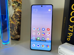 Le Xiaomi Poco X7 Pro se décline en 3 couleurs normales (noir, vert et jaune) ainsi qu&#039;en une édition Iron Man rouge vif. Source de l&#039;image : Notebookcheck