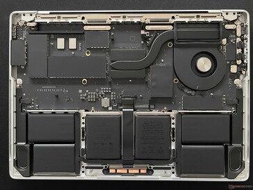 Disposition interne MacBook Pro 14 M3